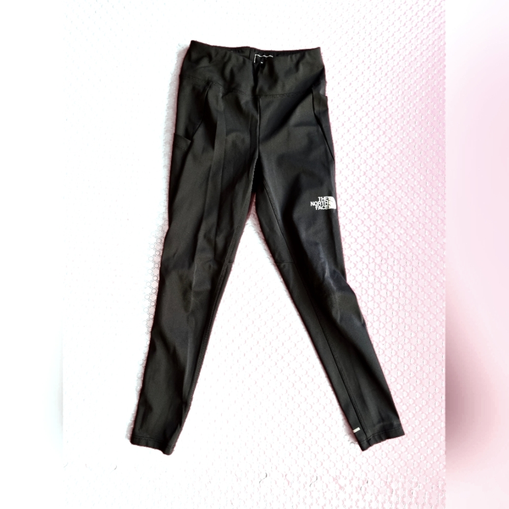Preworn Girls North Face Flash Dry Pants